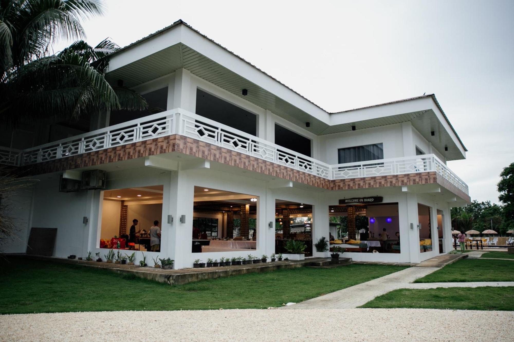On Board Lifestyle Panglao Resort 外观 照片